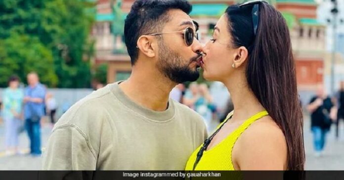 Gauahar-Khan-And-Zaid-Darbar-Are-Honeymooning-In-Moscow-See